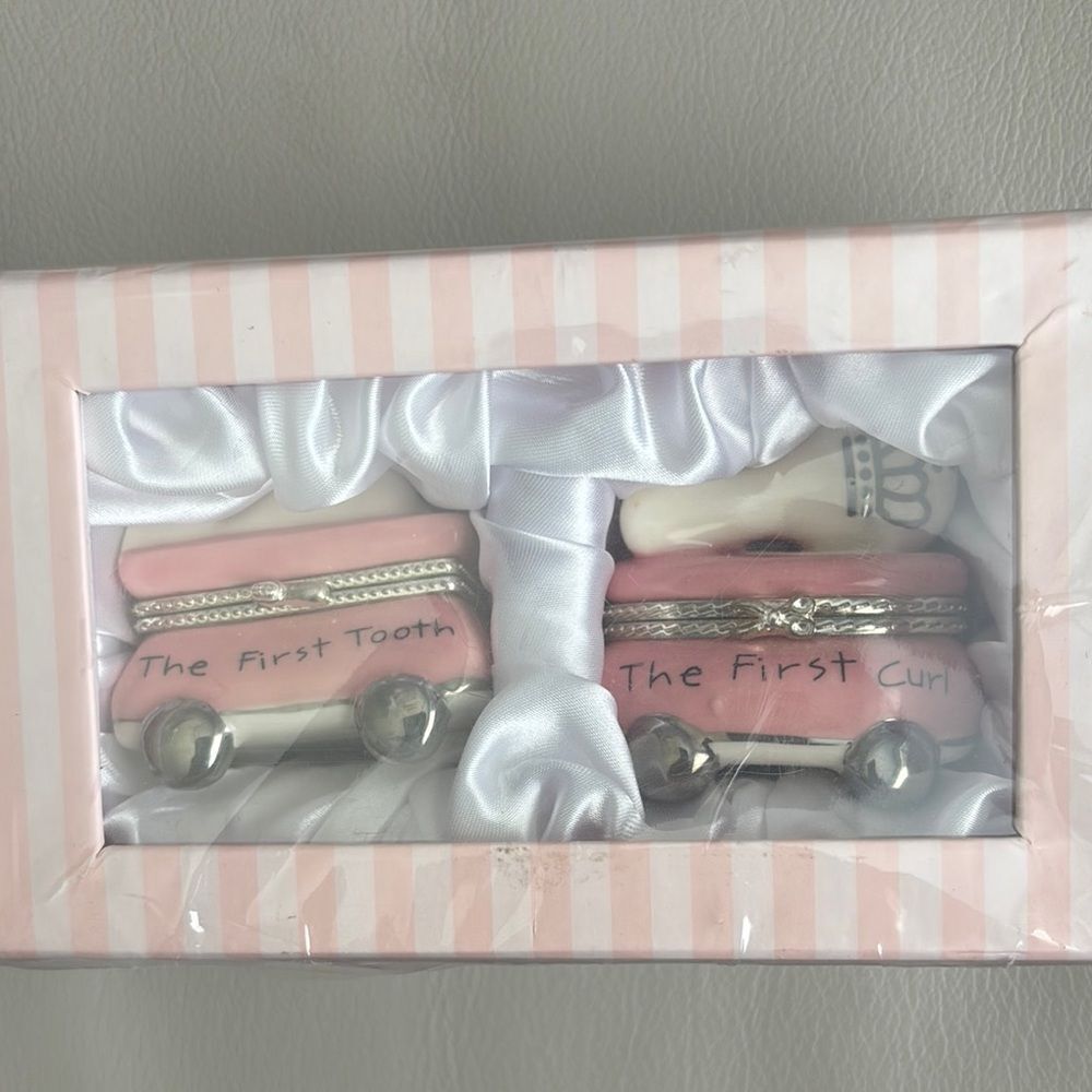 Mud Pie first tooth, first curl gift set